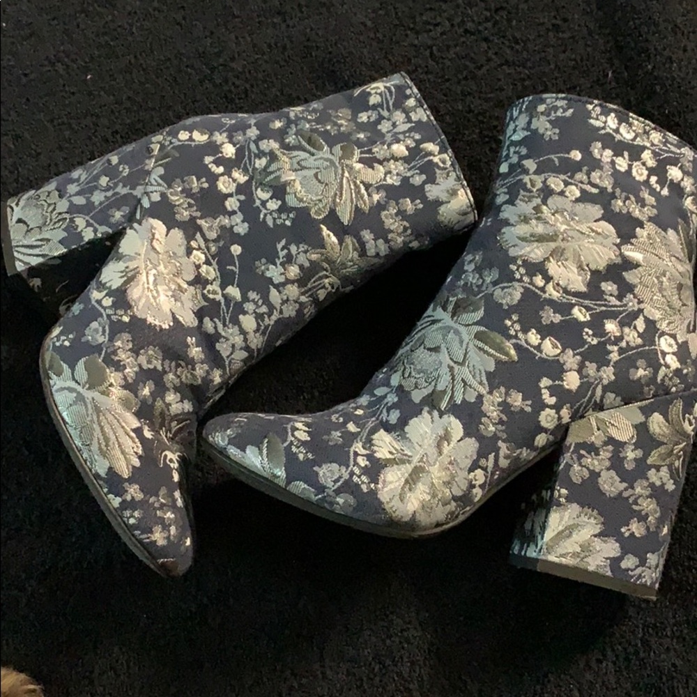 Embroidered ankle boots